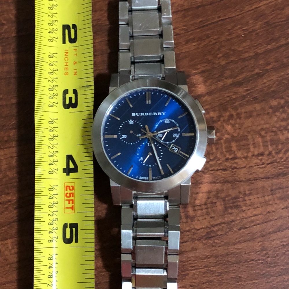 Watch - Picture 5 of 6
